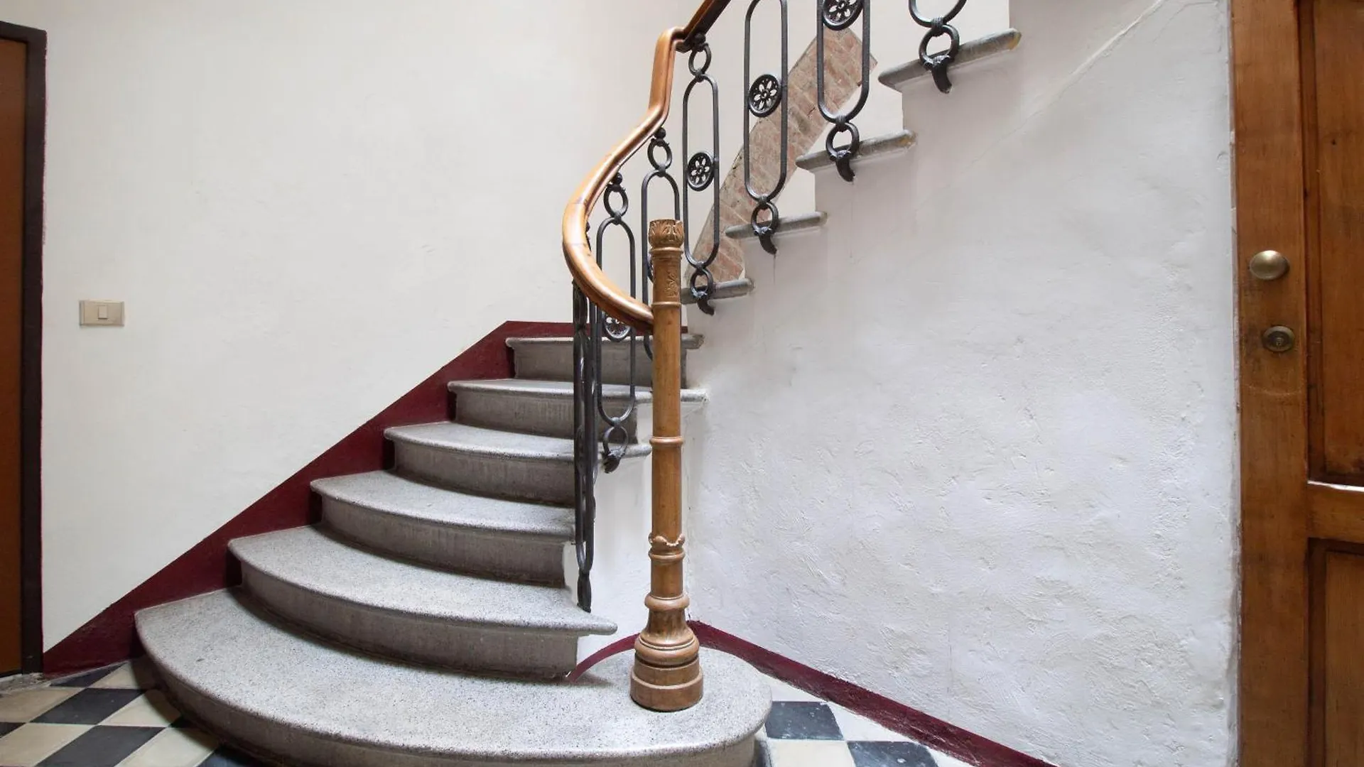B&B Le Mura Grosseto 2*,  Italy